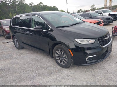 CHRYSLER PACIFICA HYBRID 2024