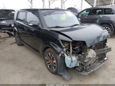 SCION XB 2012