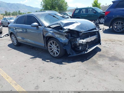 AUDI A3 2015