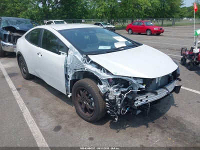 TOYOTA PRIUS PRIME 2024