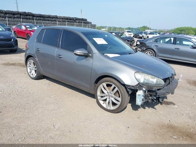 VOLKSWAGEN GOLF 2010
