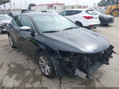 CHRYSLER 200 2016