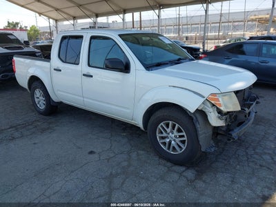 NISSAN FRONTIER 2016
