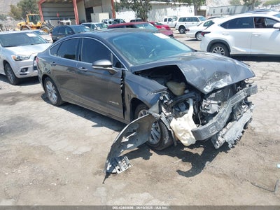 FORD FUSION HYBRID 2019