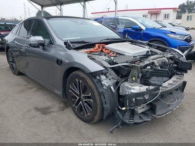 TOYOTA MIRAI 2022