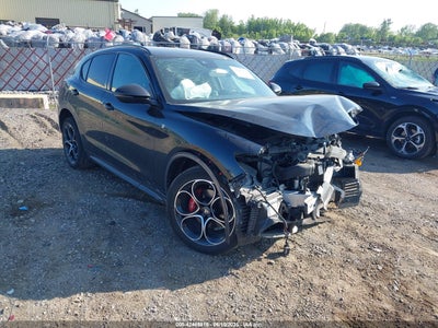 ALFA ROMEO STELVIO 2023