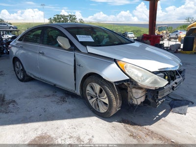 HYUNDAI SONATA HYBRID 2013