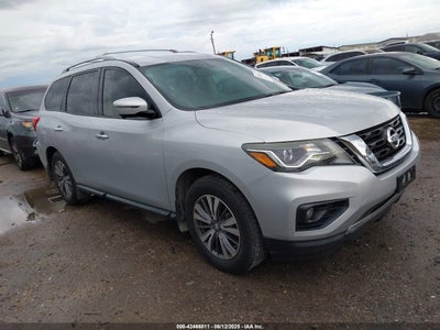 NISSAN PATHFINDER 2017