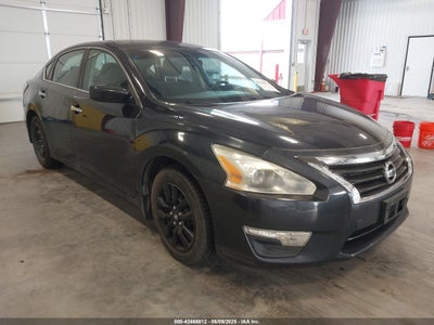 NISSAN ALTIMA 2015