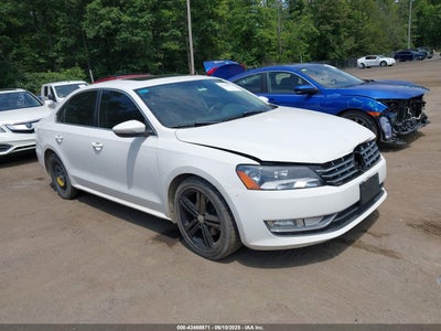 VOLKSWAGEN PASSAT 2012