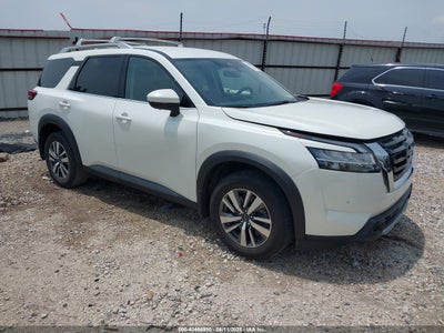 NISSAN PATHFINDER 2024
