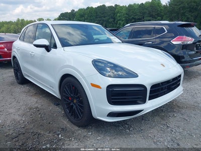 PORSCHE CAYENNE 2021