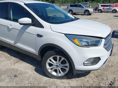 FORD ESCAPE 2017