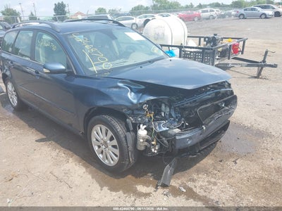 VOLVO V50 2005