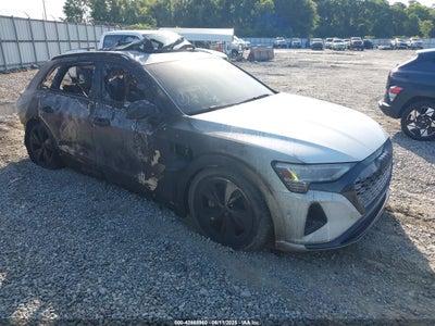 AUDI Q8 E-TRON 2024