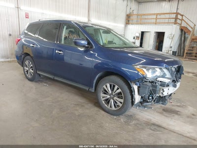 NISSAN PATHFINDER 2019