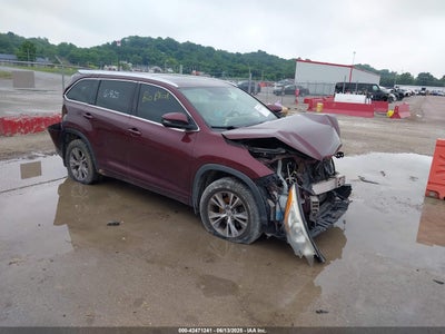 TOYOTA HIGHLANDER 2015