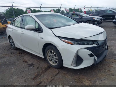 TOYOTA PRIUS PRIME 2018