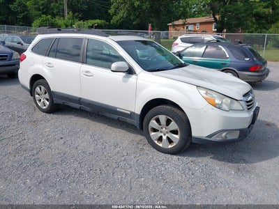 SUBARU OUTBACK 2012