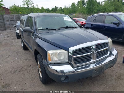 DODGE DAKOTA 2005