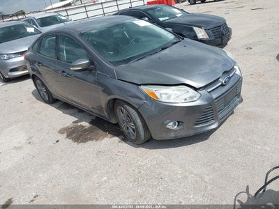 FORD FOCUS SE 2014