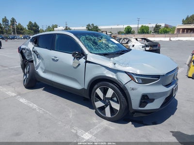 VOLVO C40 RECHARGE PURE ELECTRIC 2024