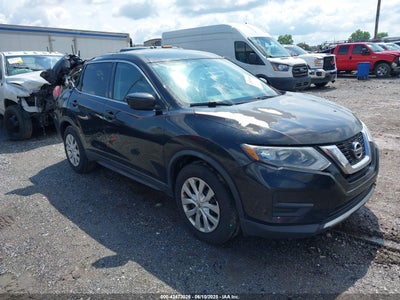 NISSAN ROGUE 2017