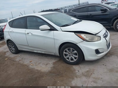 HYUNDAI ACCENT 2012