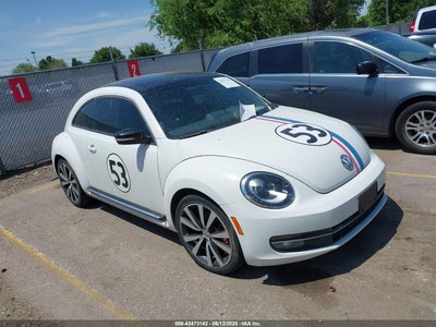 VOLKSWAGEN BEETLE 2012