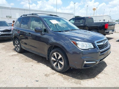 SUBARU FORESTER 2017
