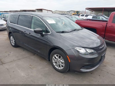 CHRYSLER VOYAGER 2022