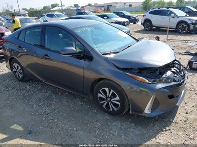 TOYOTA PRIUS PRIME 2017