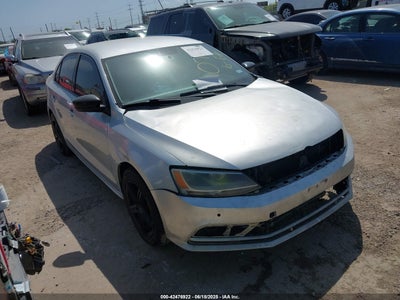 VOLKSWAGEN JETTA 2015