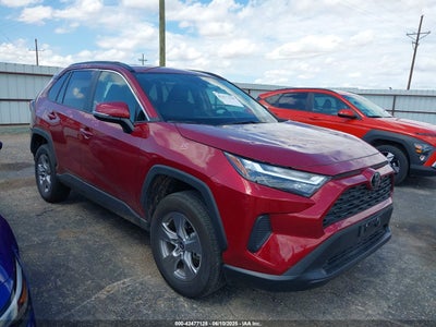 TOYOTA RAV4 2025