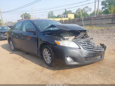 TOYOTA CAMRY 2011