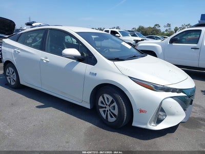 TOYOTA PRIUS PRIME 2017