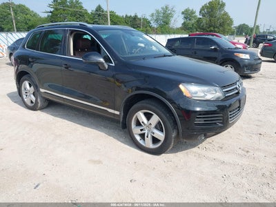 VOLKSWAGEN TOUAREG 2012