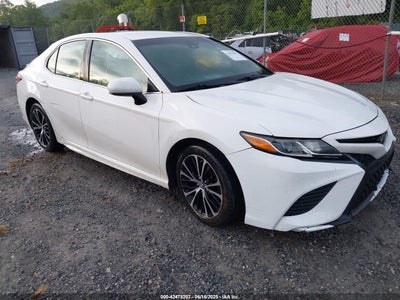 TOYOTA CAMRY 2018