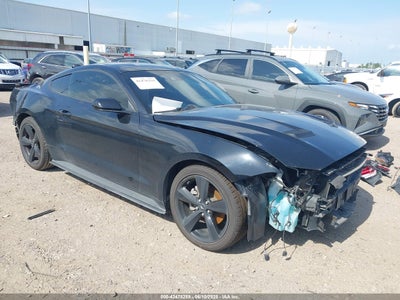 FORD MUSTANG 2021