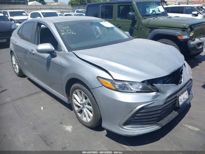 TOYOTA CAMRY 2024