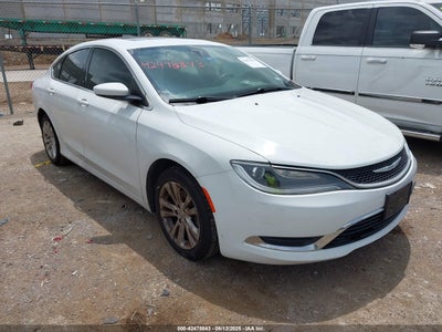 CHRYSLER 200 2016