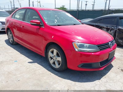 VOLKSWAGEN JETTA 2013