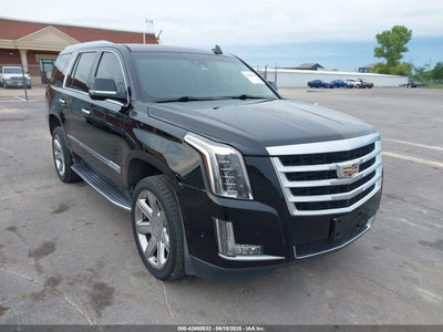 CADILLAC ESCALADE 2017