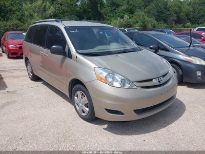 TOYOTA SIENNA 2008