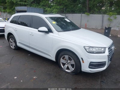 AUDI Q7 2019