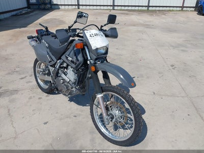 SUZUKI DR650 2012