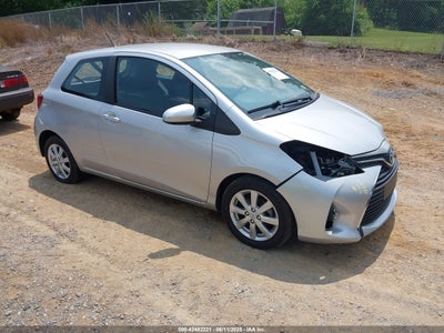TOYOTA YARIS 2015