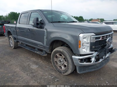 FORD F-250 2025