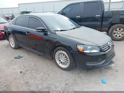VOLKSWAGEN PASSAT 2013