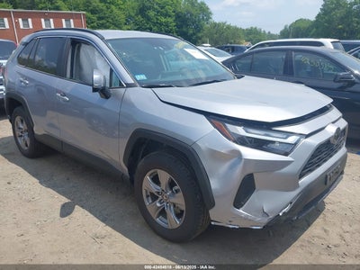 TOYOTA RAV4 2025